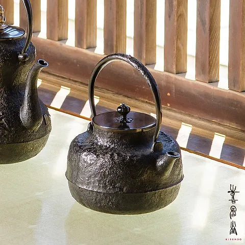 喜泉堂 五寸累座型鉄瓶